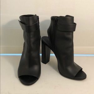 Vince leather peep toe ankle bootie with Velcro